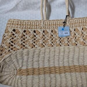 Shade & Shore Woven Straw Tote Bag Two-Tone Tan Cream Beach Handbag New
